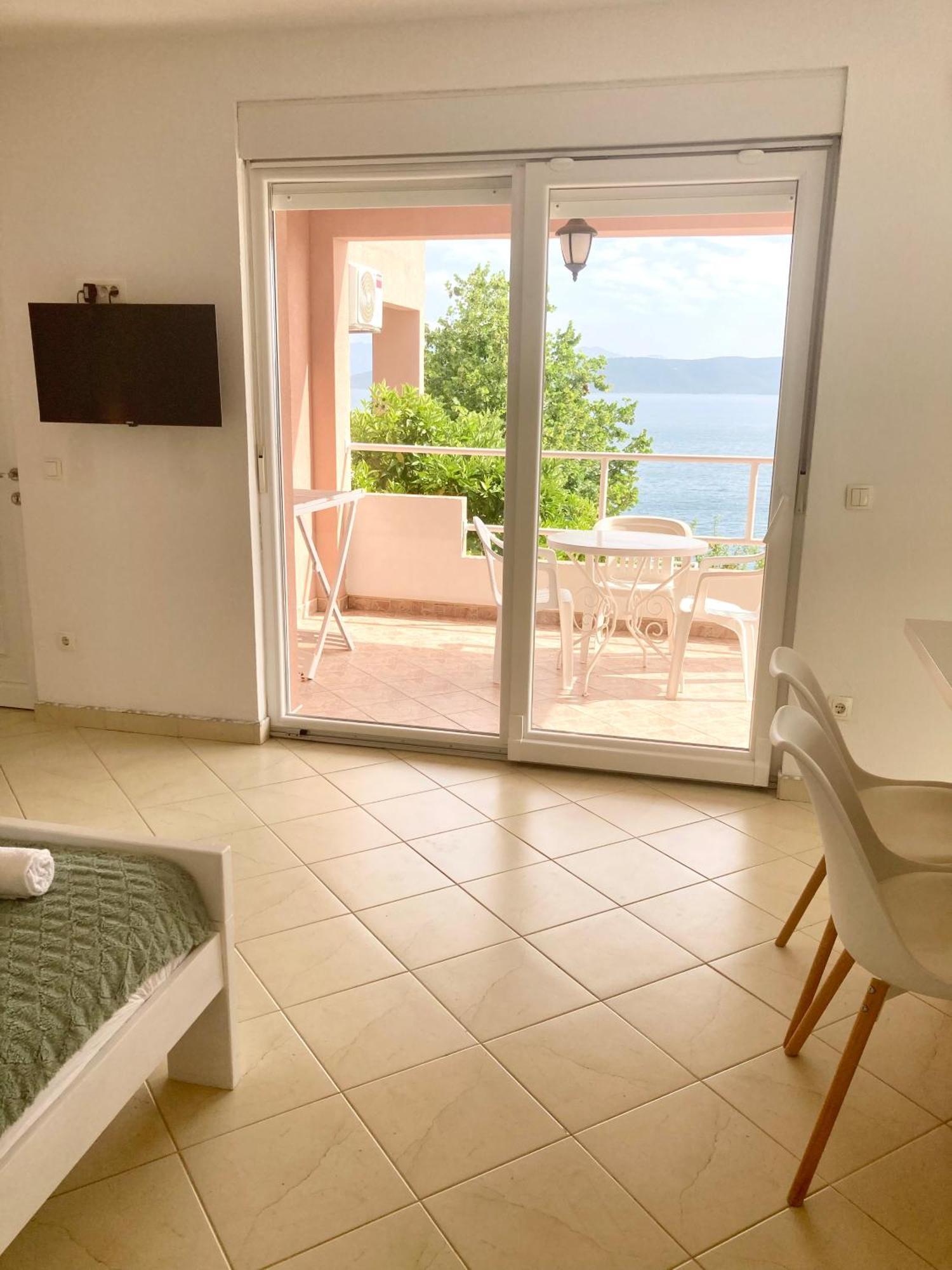 Apartments Jurakovic Zivogosce Luaran gambar