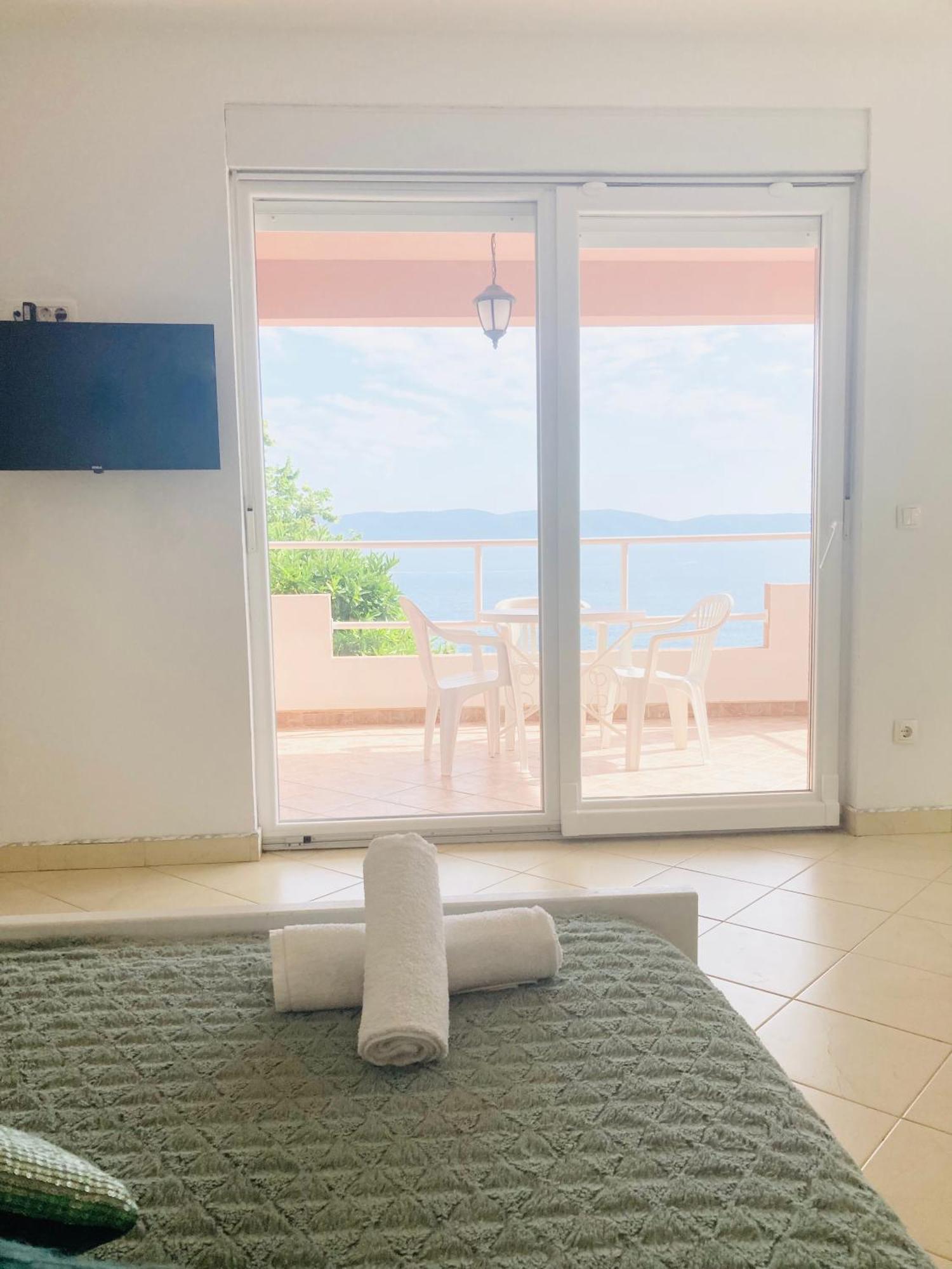 Apartments Jurakovic Zivogosce Luaran gambar