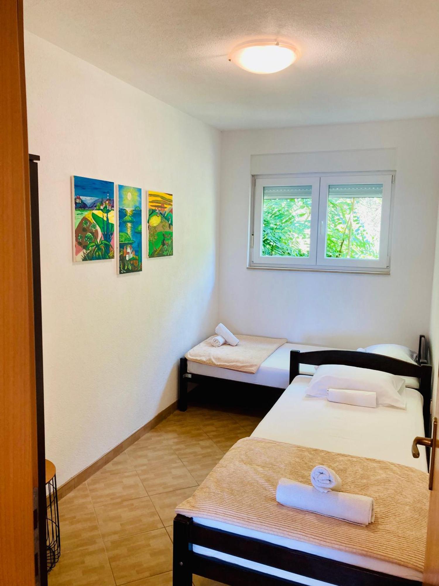 Apartments Jurakovic Zivogosce Luaran gambar