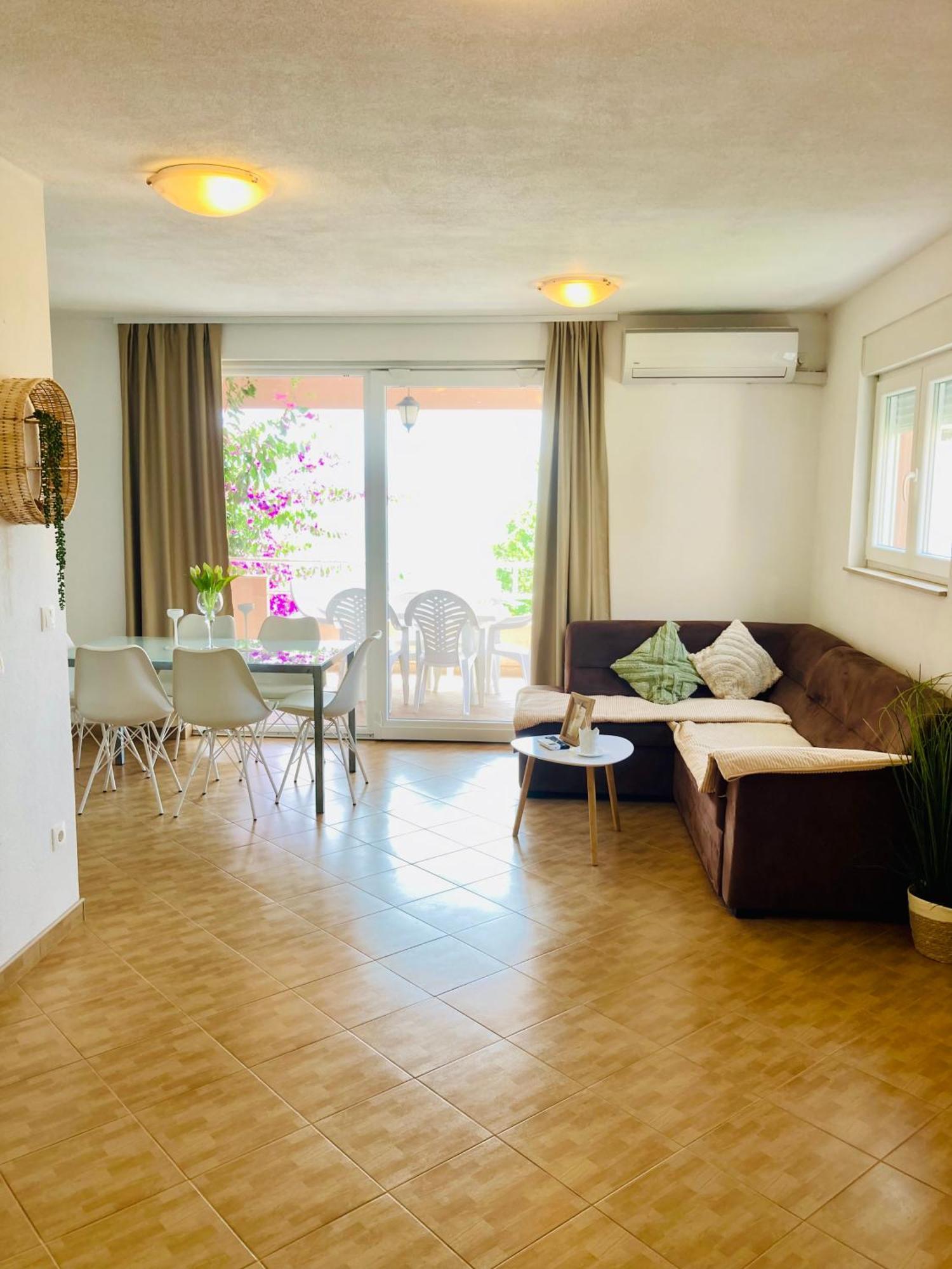 Apartments Jurakovic Zivogosce Luaran gambar
